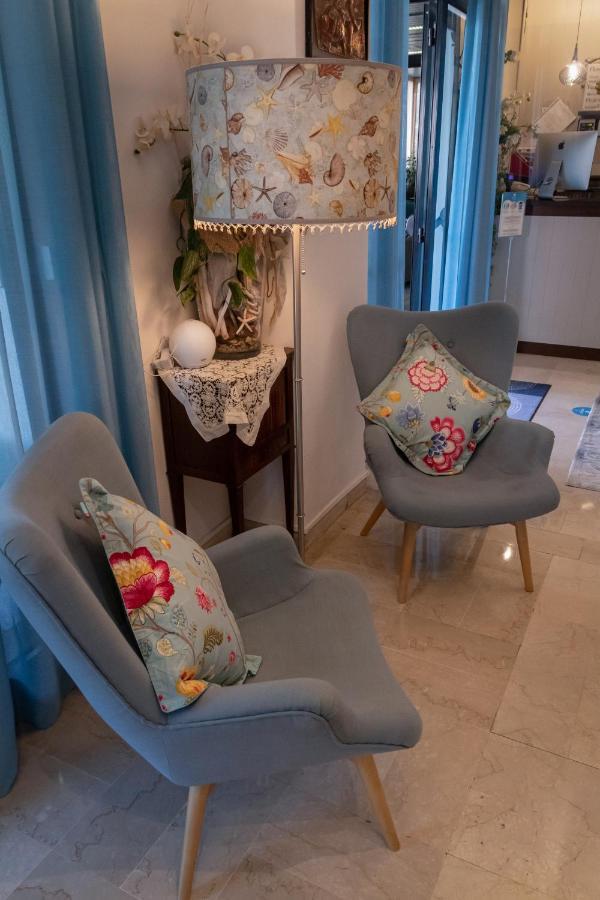 Hotel Boston Cesena Bagian luar foto